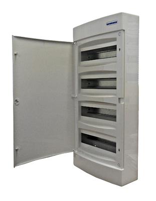 Rozvodnica na povrch IP40 4rad/48 modulová,plné dvere