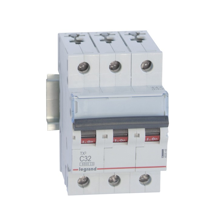 Istič 3TX3 6kA 32A C/3P