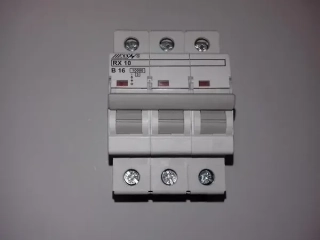 ISTIČ HESS RX-10 3P "B" 16A